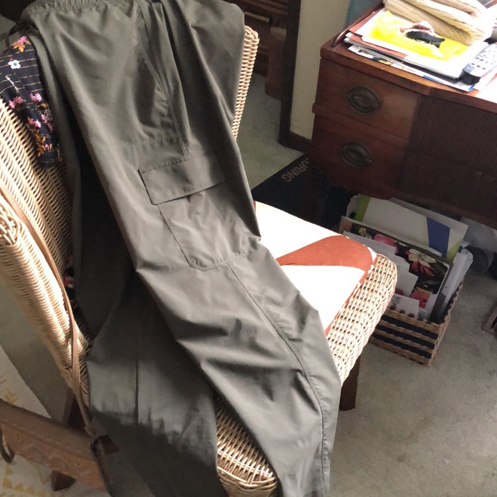 The North Face Women's Olive Pants